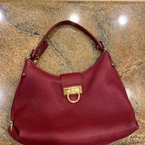Salvatore Ferragamo handbag in great condition